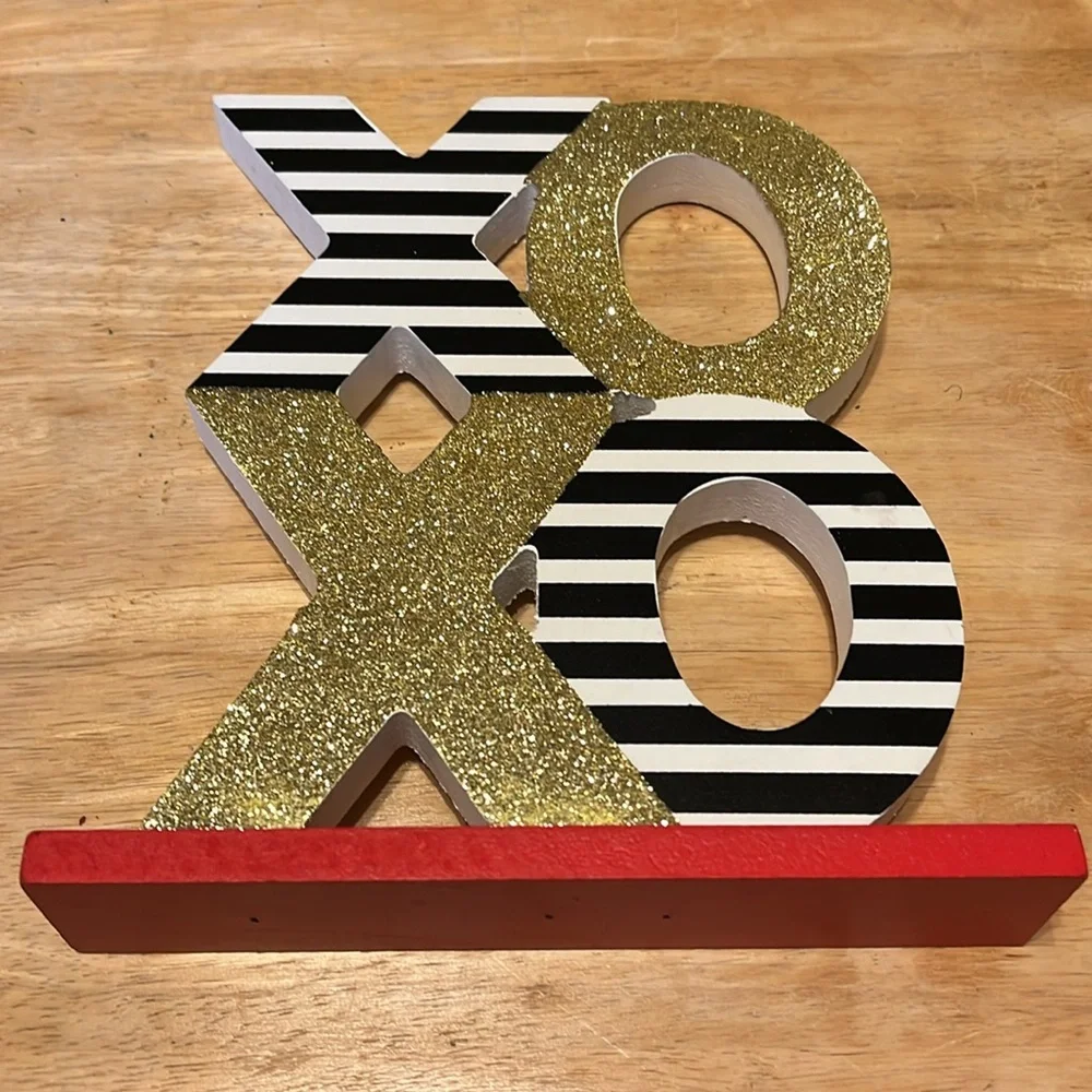 Gold Glitter and Striped XOXO Decor